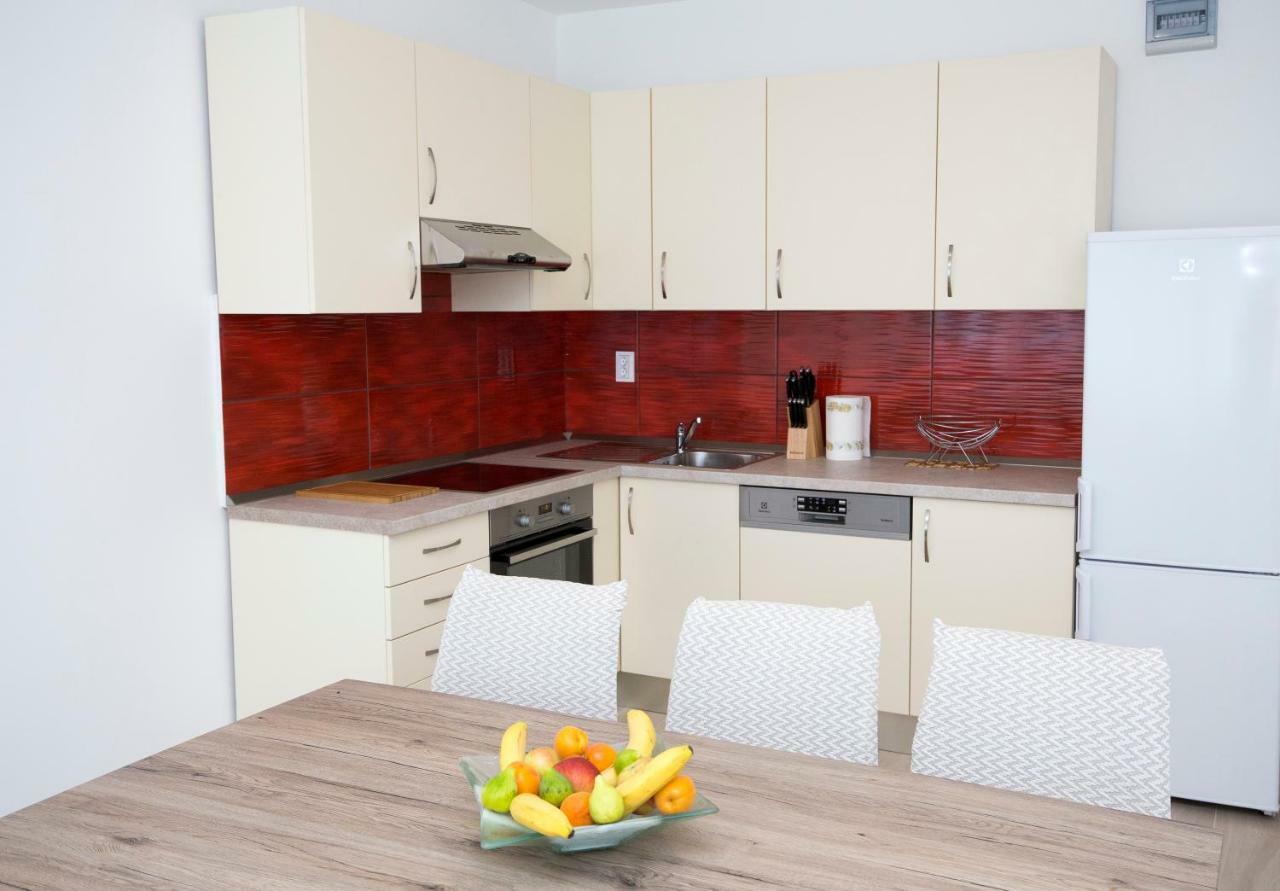 Apartments Put Plokita Smilja Split Kültér fotó
